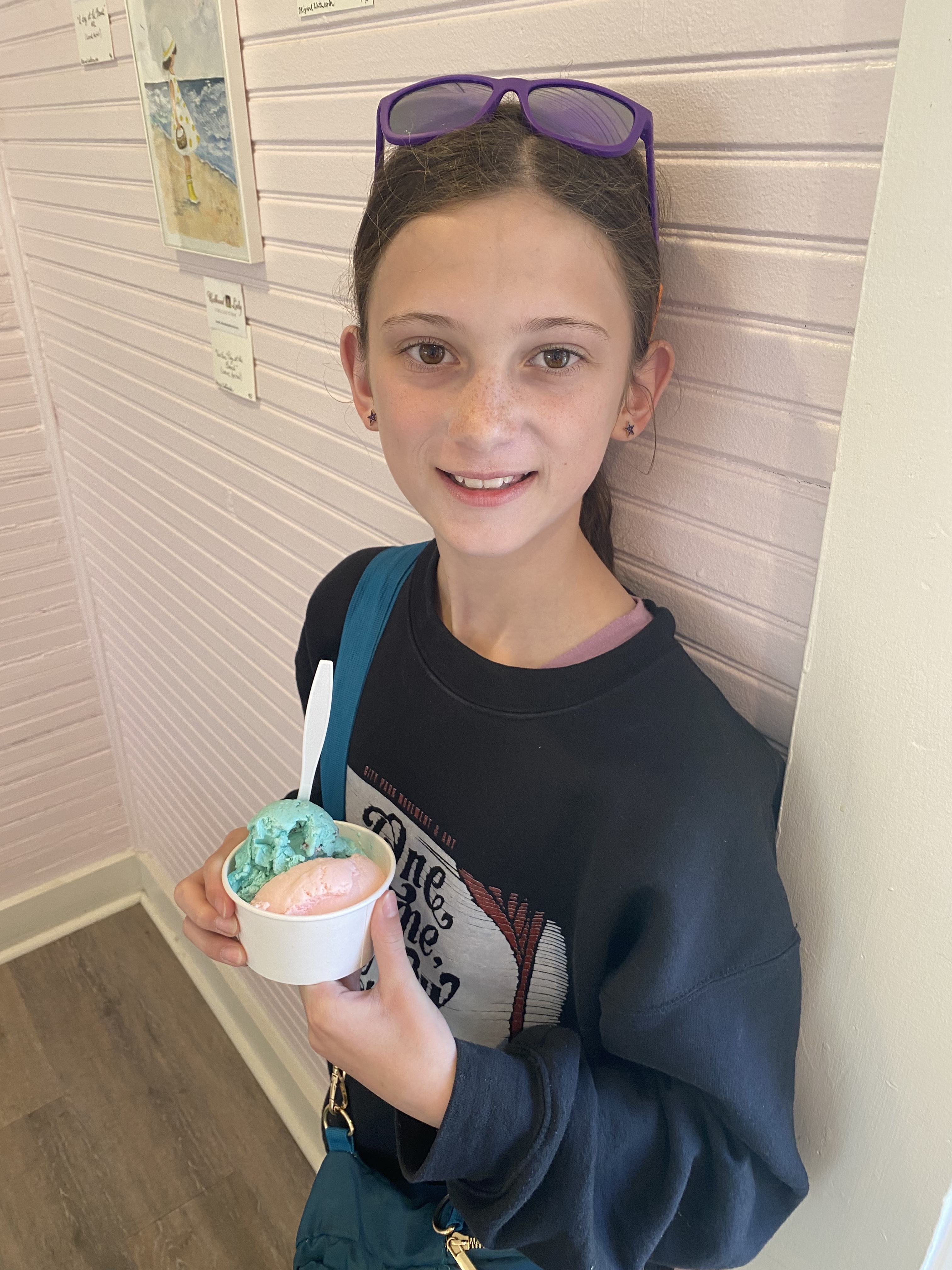 Joelle with ice cream 
